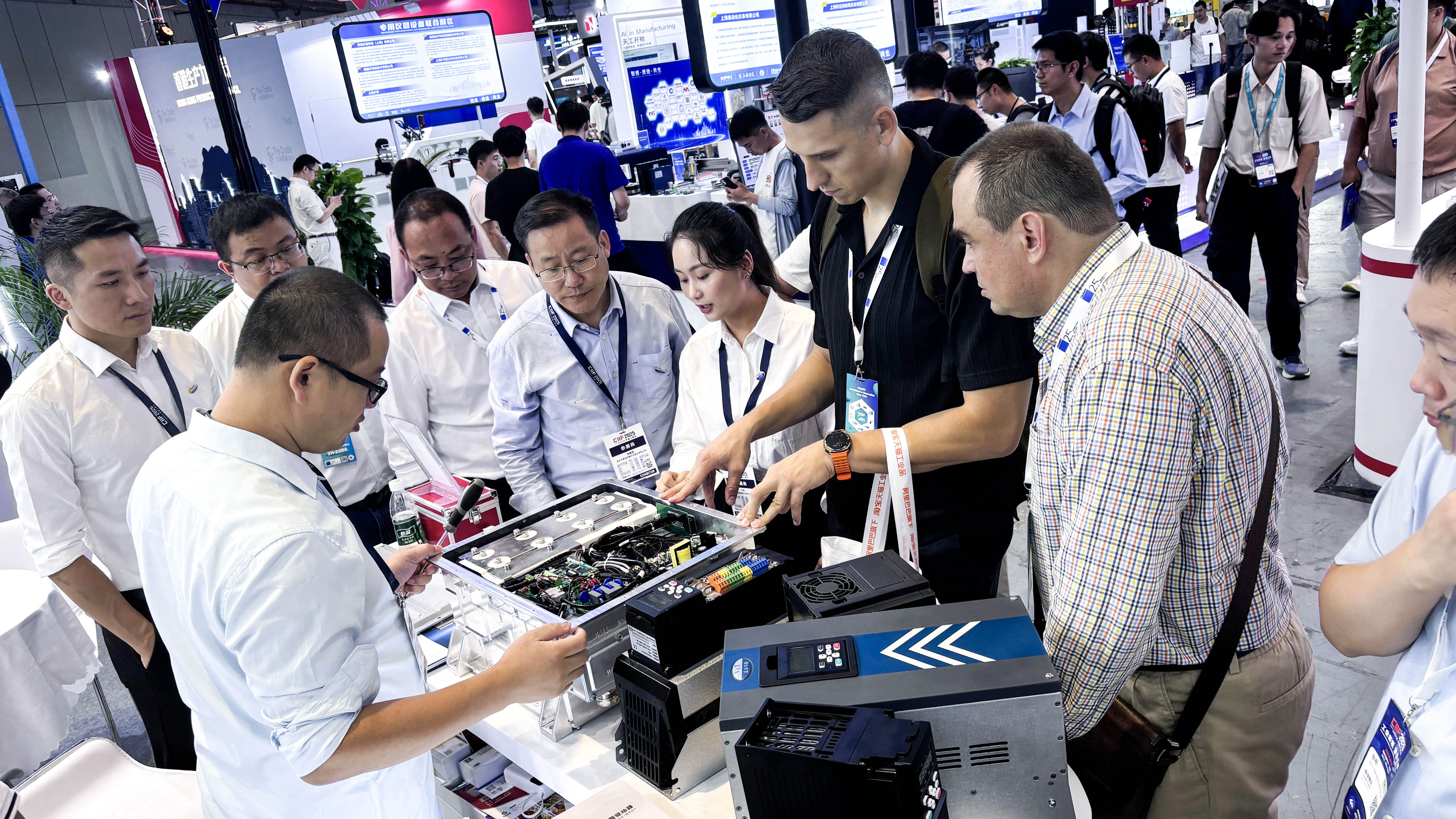 开云手机在线登陆入口2025上海工博会圆满收官! 开云手机在线登陆入口2025上海工博会圆满收官!