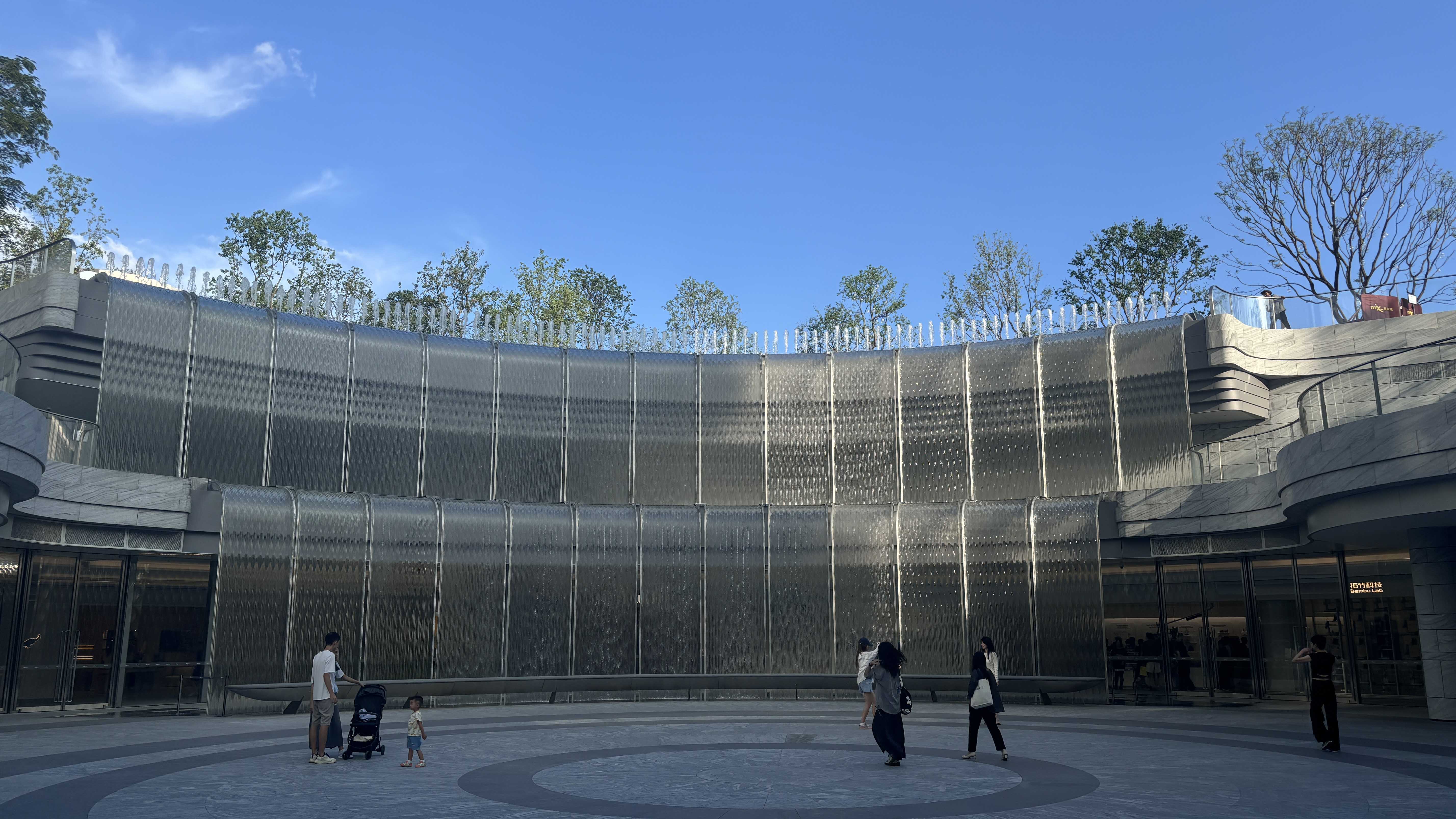 开云手机在线登陆入口变频器:奏响深圳湾万象城音乐喷泉的“水之交响乐”! 开云手机在线登陆入口变频器:奏响深圳湾万象城音乐喷泉的“水之交响乐”!